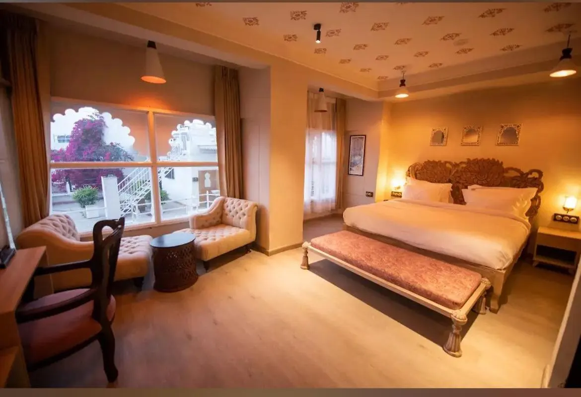 Otc By 4 Lal Ghat - My Downtown Hotels Udajpur