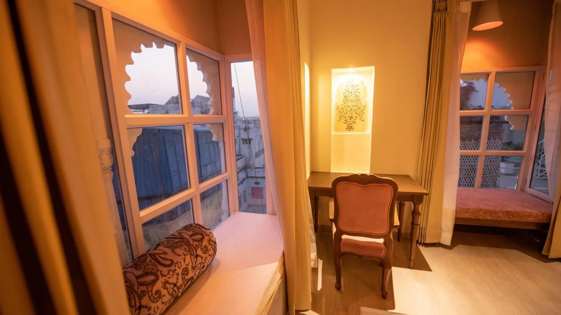 Otc By 4 Lal Ghat - My Downtown Hotels Udajpur