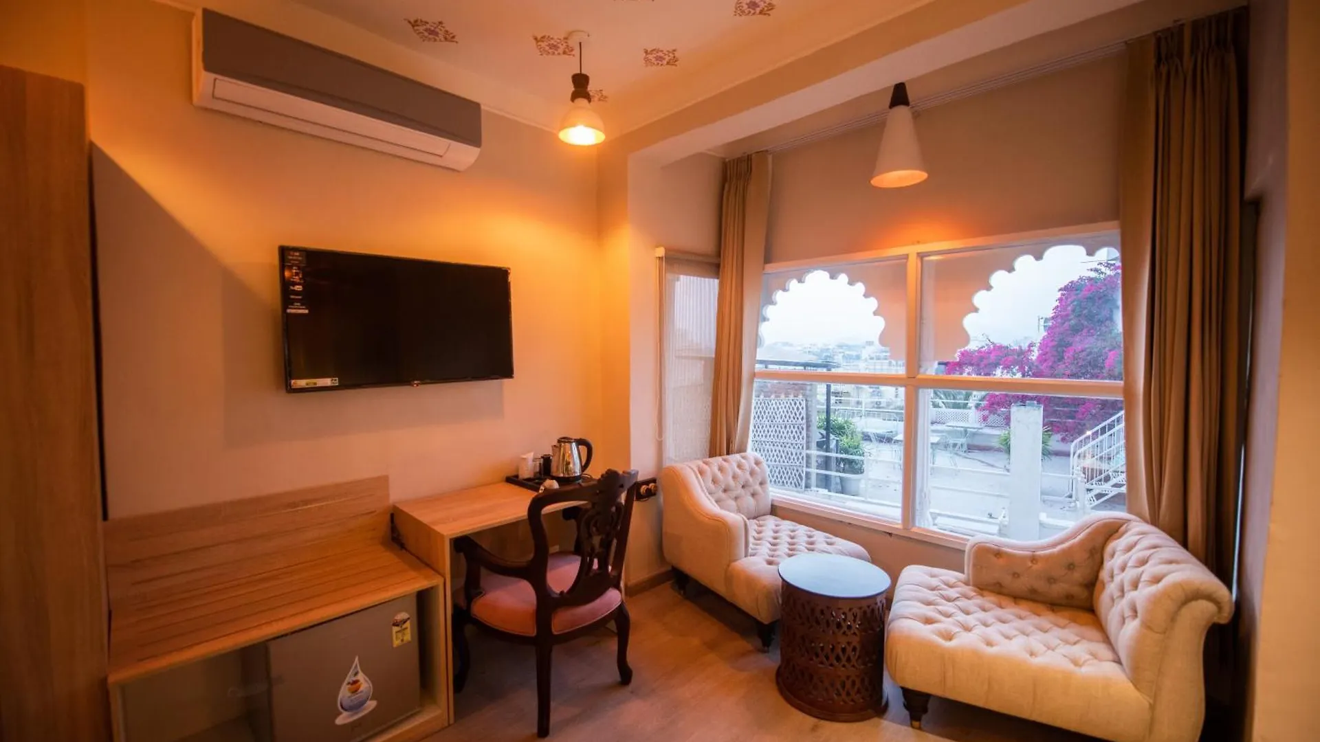 Otc By 4 Lal Ghat - My Downtown Hotels Udajpur